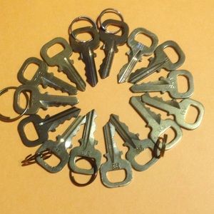 Louis Vuitton Spare Keys only (NO LOCK)